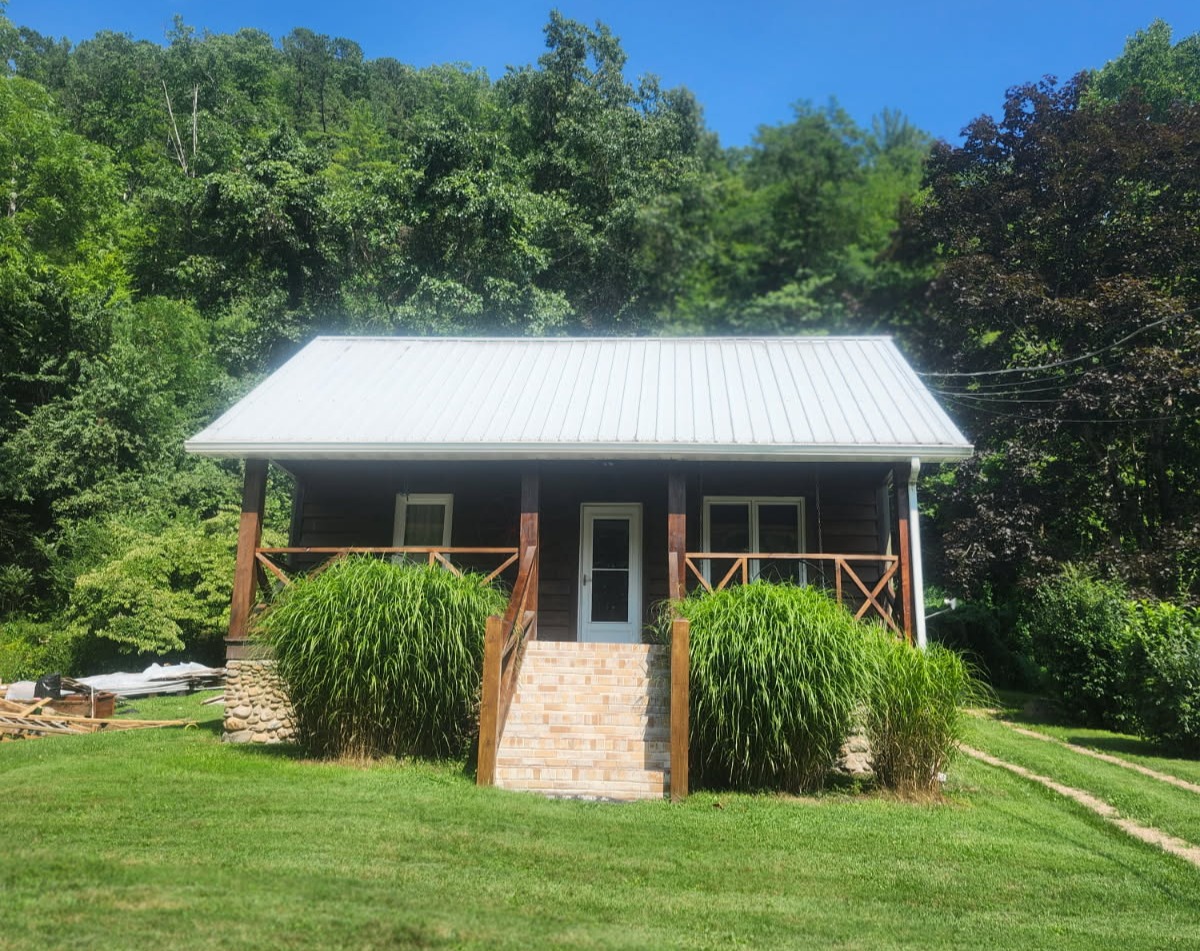 House on Shady Avenue